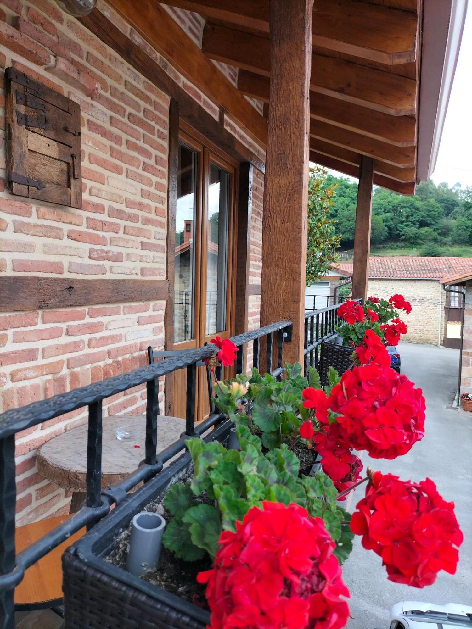 Apartamentos Lares Santa Olalla  ภายนอก รูปภาพ